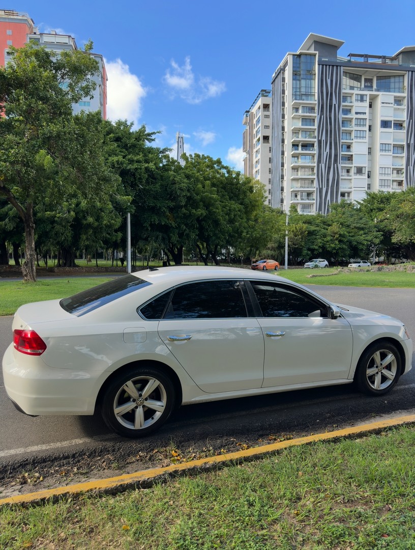 carros - Volkswagen Passat 2013 4