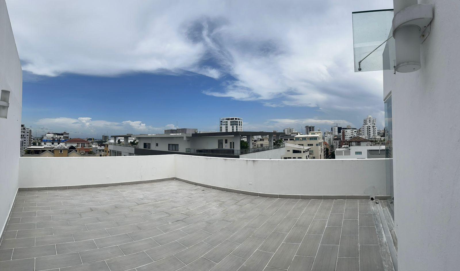 apartamentos - Apto Con Terraza en Último piso! Naco 4