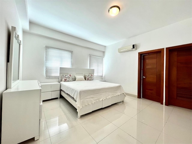 penthouses - LA JULIA, PH DE 2 NIVELES AMUEBLADO, TERRAZA PRIVADA, 2 PARQUEOS 5