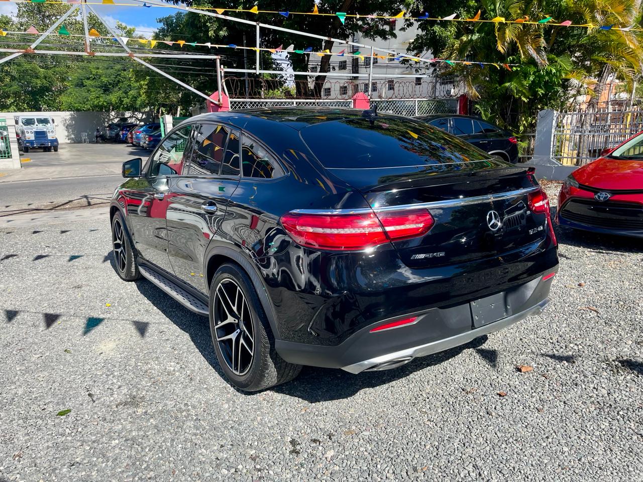 jeepetas y camionetas - Mercedes Benz GLE 43 AMG 2017 Recien Importada 5