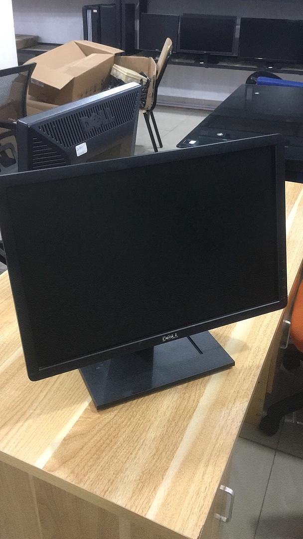 computadoras y laptops - Venta de monitor y laptop 6