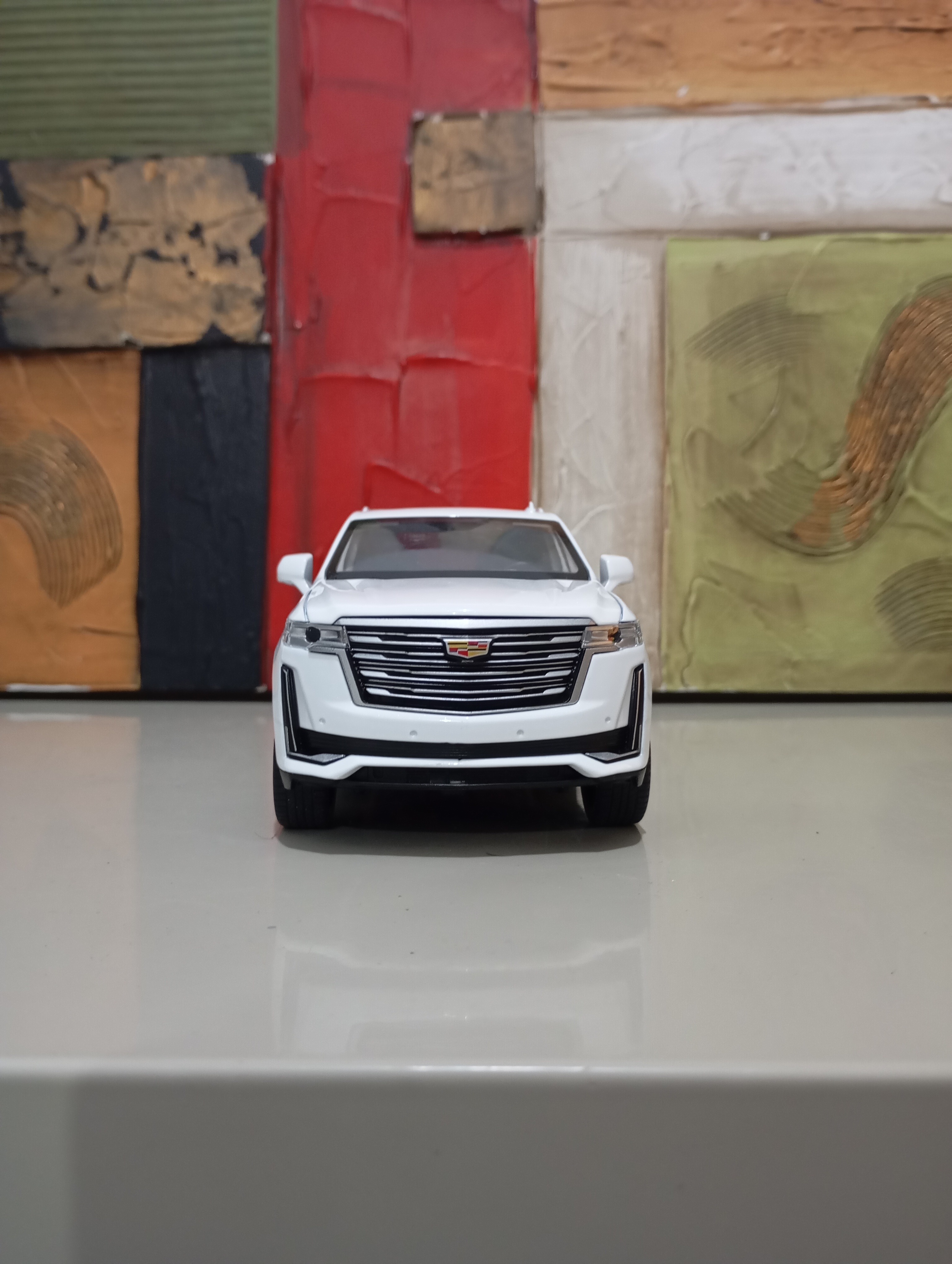 hobby y coleccion - Cadillac scalade a escala 1:24 en metal fundido de alta simulación  3