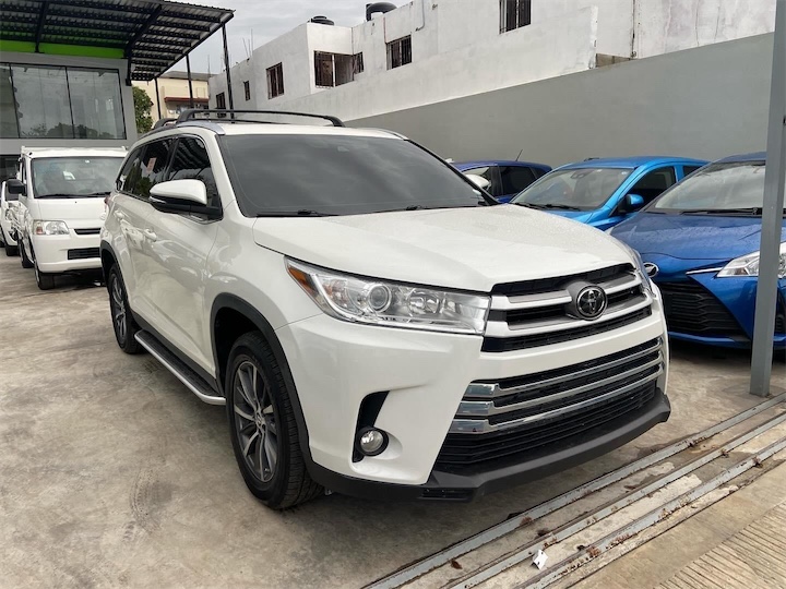 jeepetas y camionetas - TOYOTA HIGHLANDER XLE 2019 7