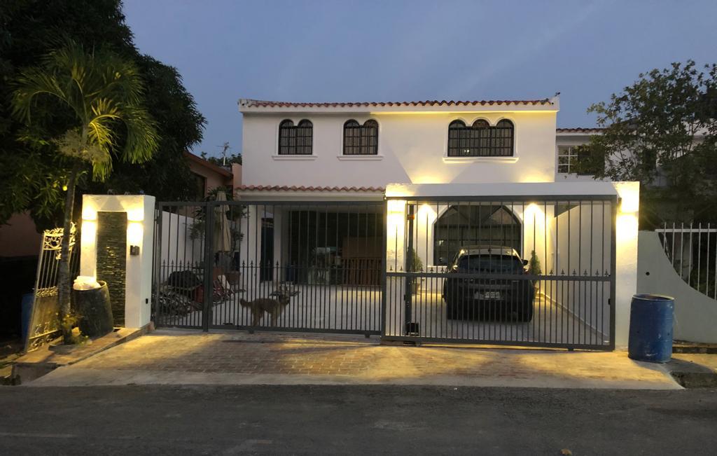 casas - Casa de 3 habitaciones en Santo Domingo