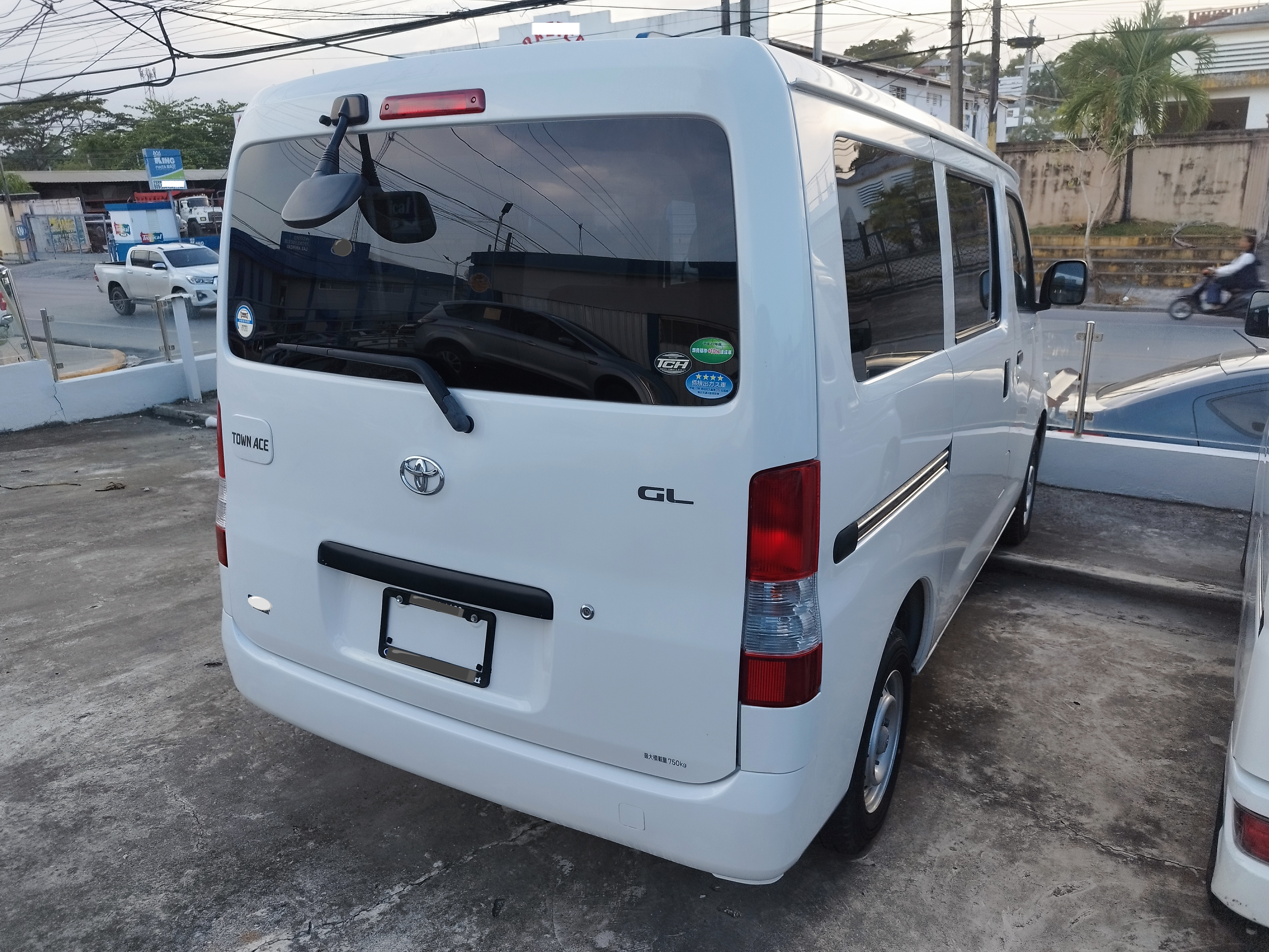 jeepetas y camionetas - 2019 Toyota Town Ace GL  1