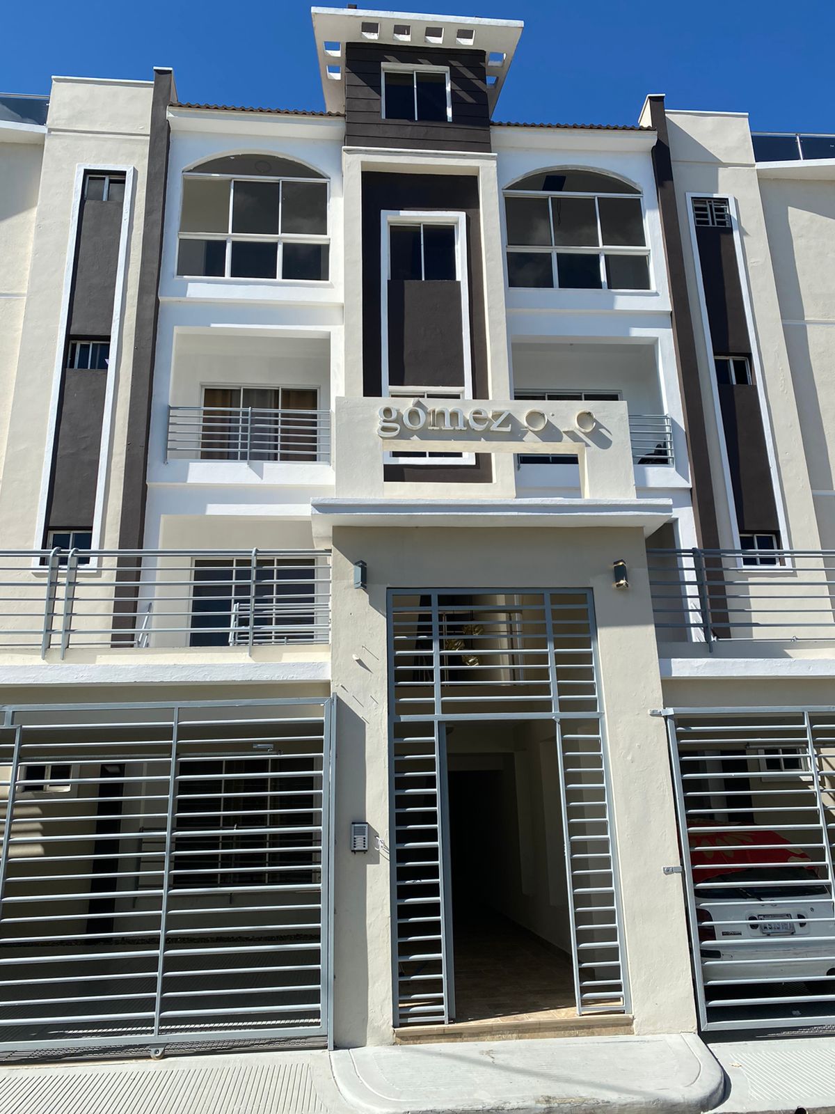apartamentos - alquiler en Residencial Amalia autopista de San Isidro 