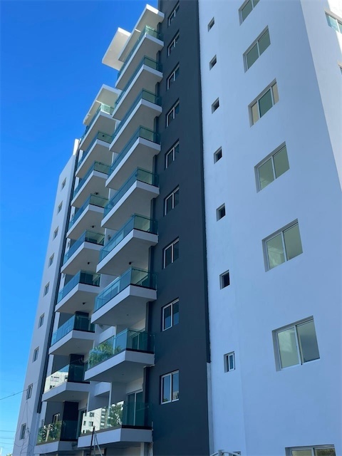 apartamentos - Hermosa Torre en Av Hispanoaméricana apartamento 128 Mts2  4