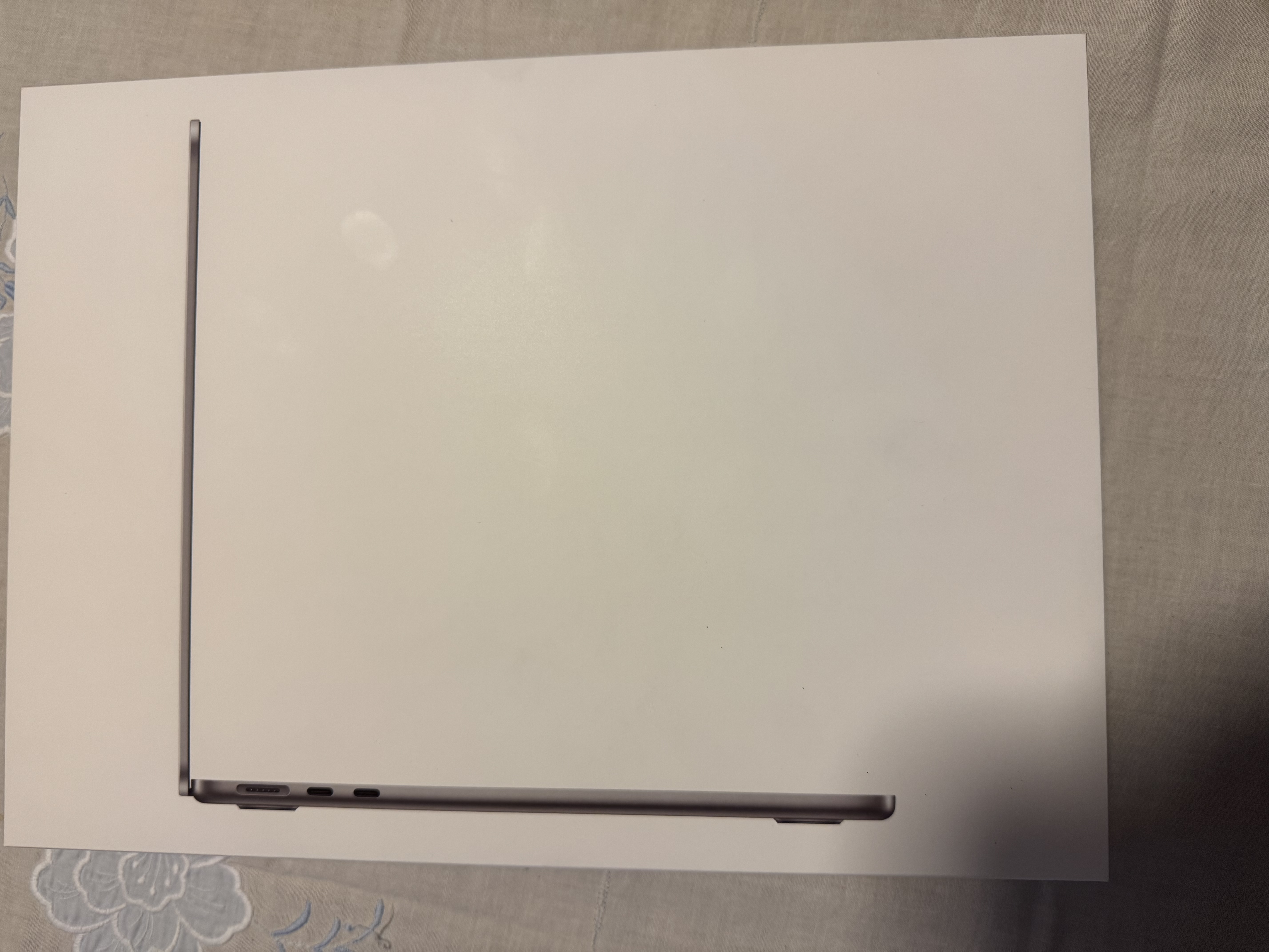 computadoras y laptops - VENDO Apple MacBook Air  2024 RD$ 80 MIL 2