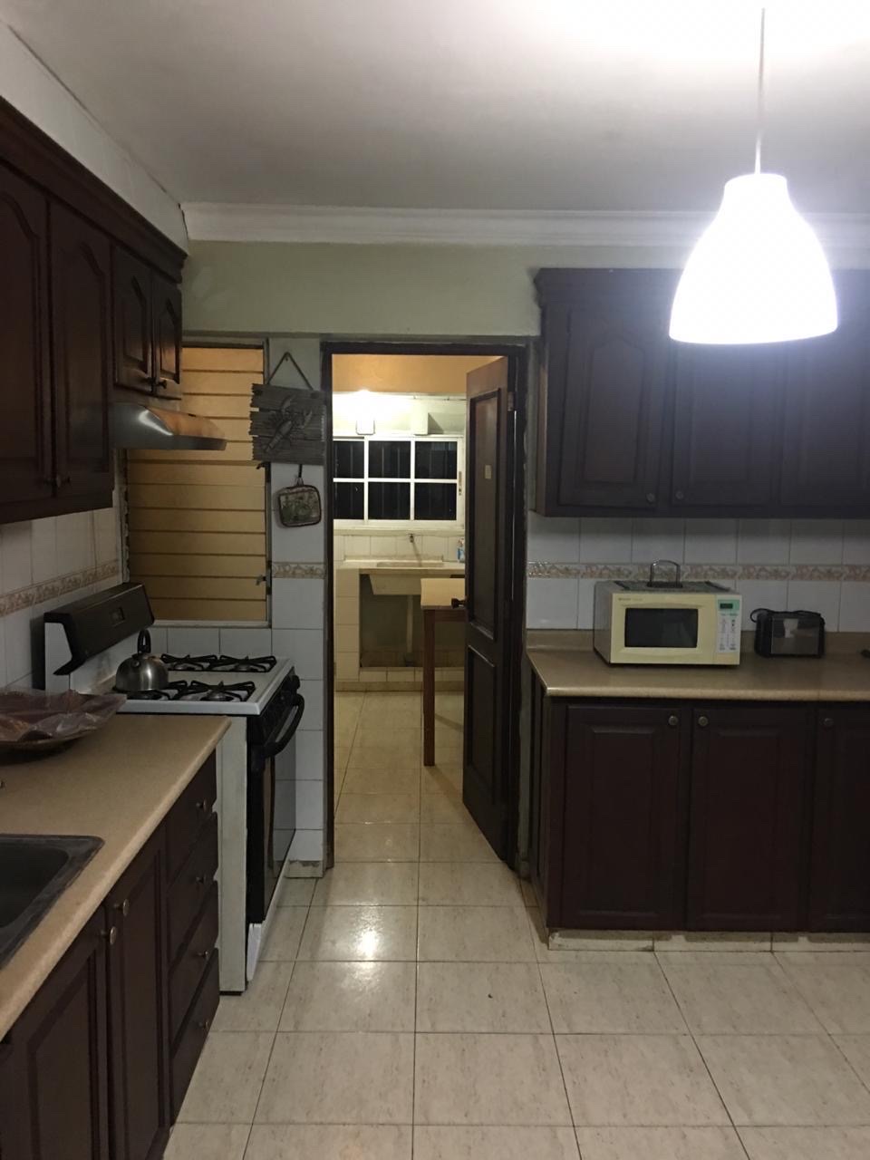 apartamentos - ALQUILO APTO AMUEBLADO EVARISTO MORALES, 3HAB, ASCENSOR, US 1,100 Dol  1