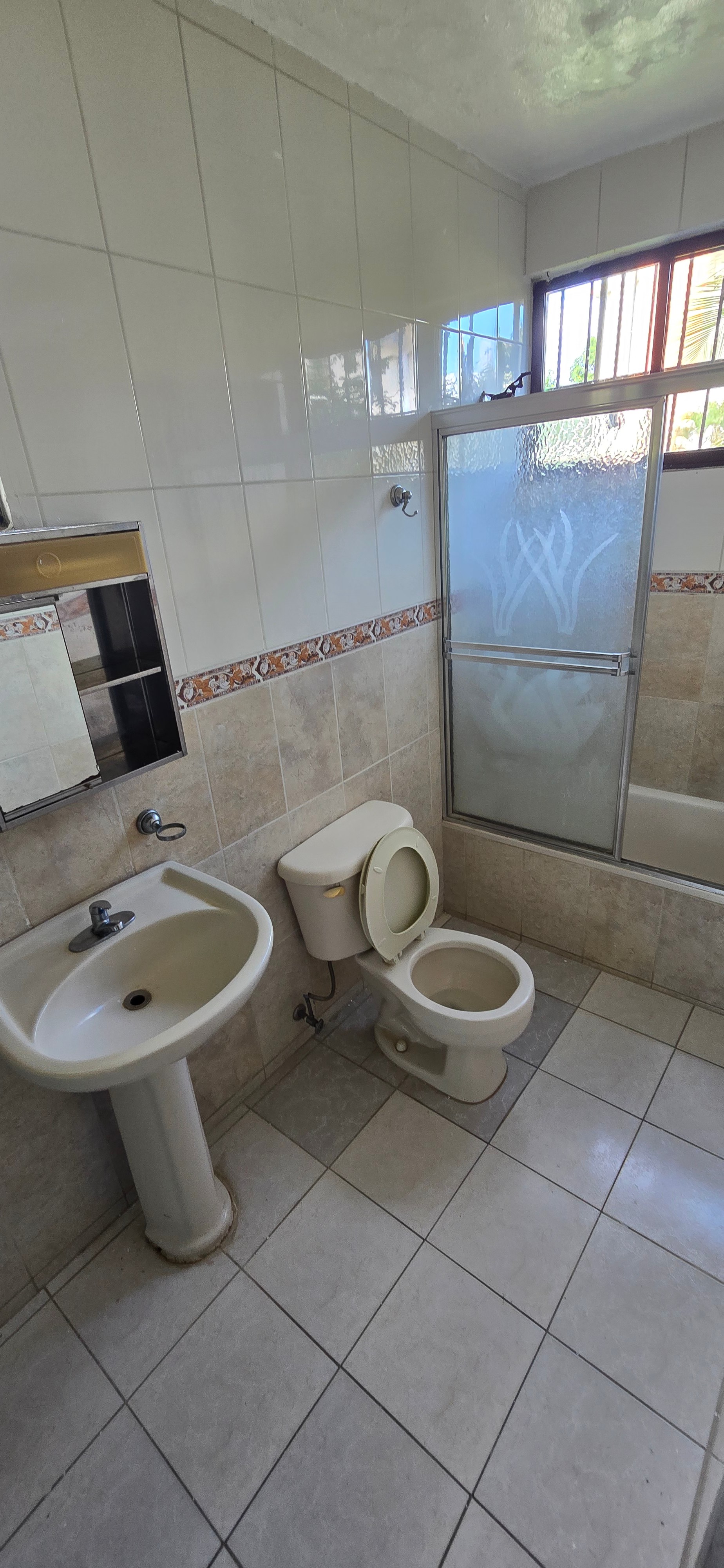 apartamentos - rento 2do piso villa olímpica  7