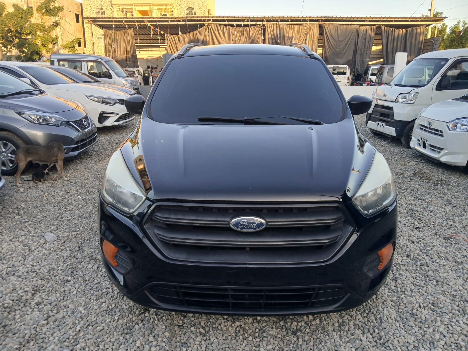 jeepetas y camionetas - VENDO FORD ESCAPE 2017 FINANCIAMIENTO DISPONIBLE  1