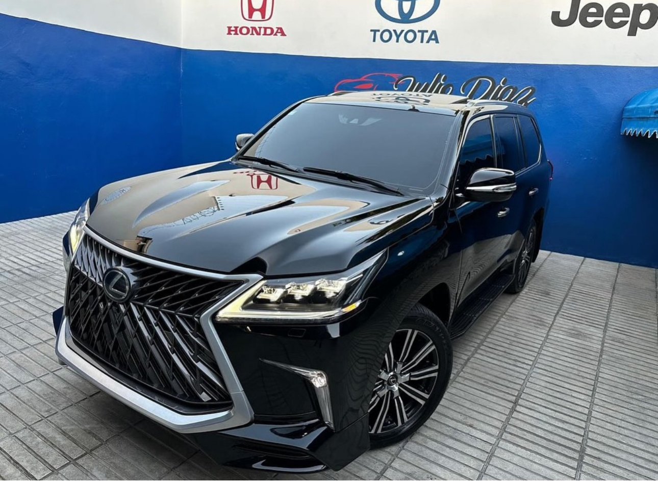 jeepetas y camionetas - 2016 Lexus LX 570 