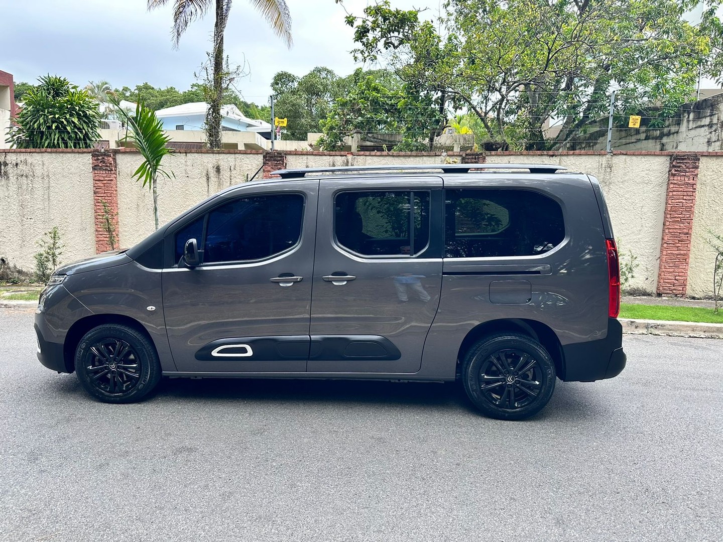 jeepetas y camionetas - Citroen Berlingo 2023 diesel  5