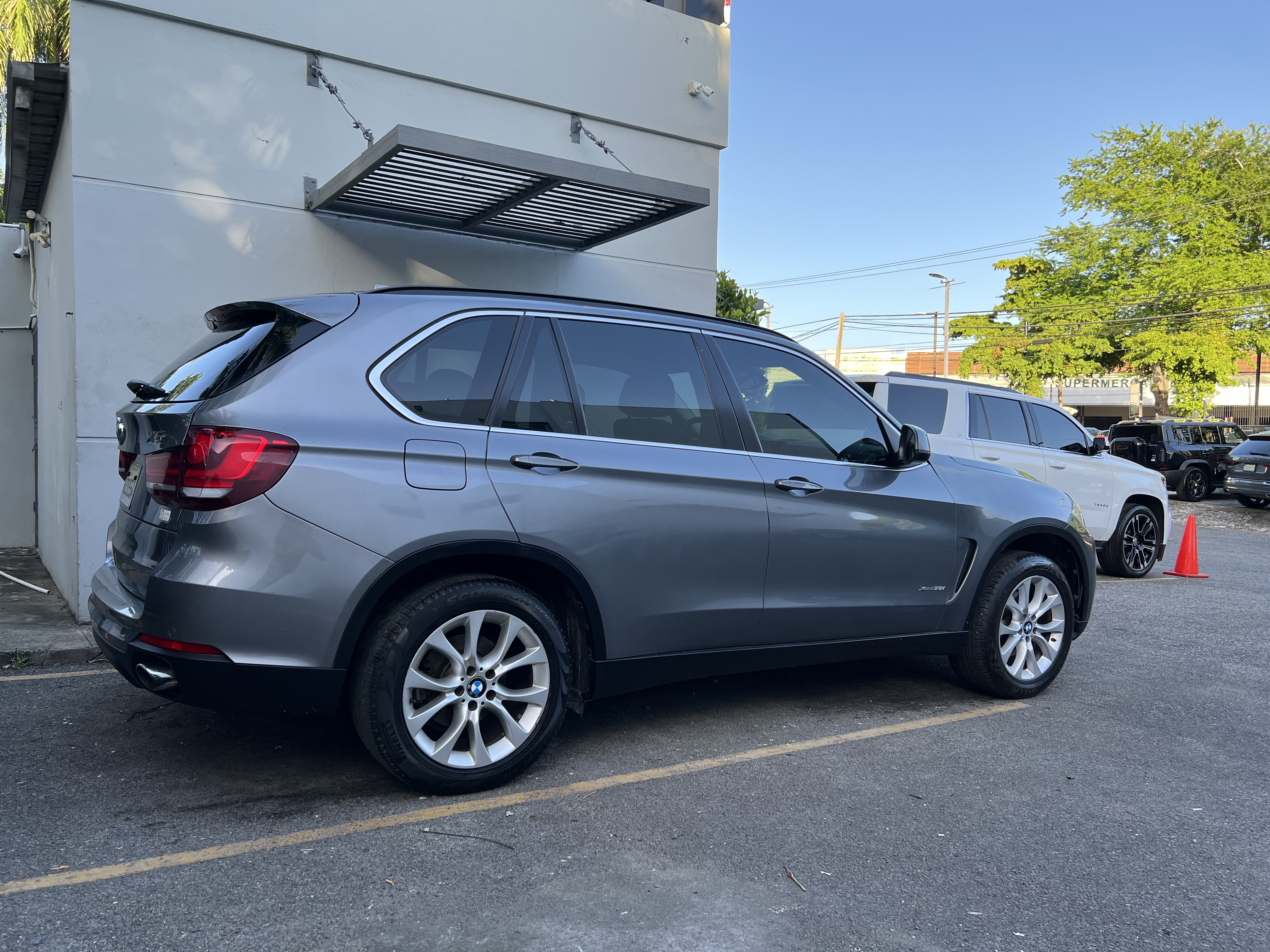 jeepetas y camionetas - Se vende BMW X5 2015 5