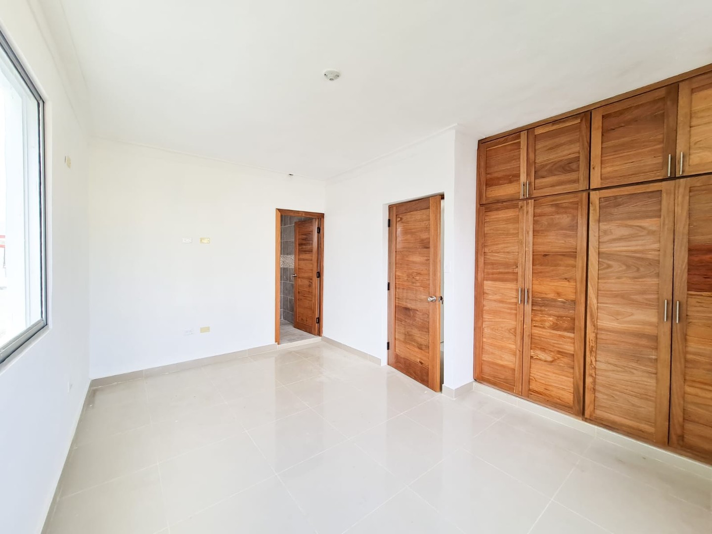 apartamentos - CASA DE VENTA BRISA ORIENTAL SAN ISIDRO, SANTO DOMINGO ESTE 1