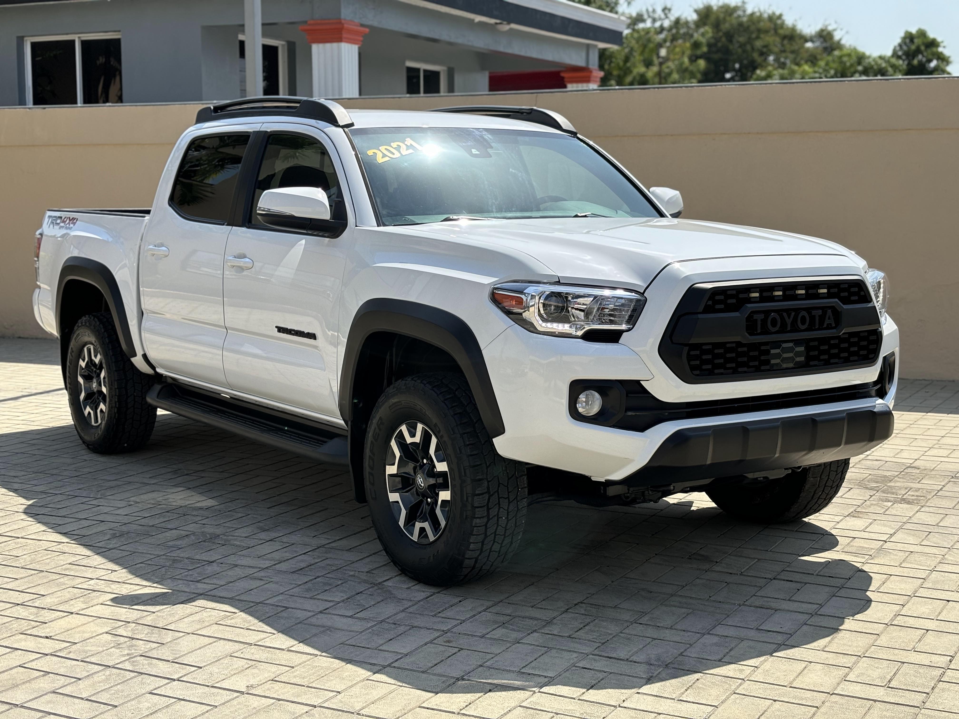 jeepetas y camionetas - Toyota Tacoma TRD OFF ROAD 4x4 año 2021 Recién imp 1