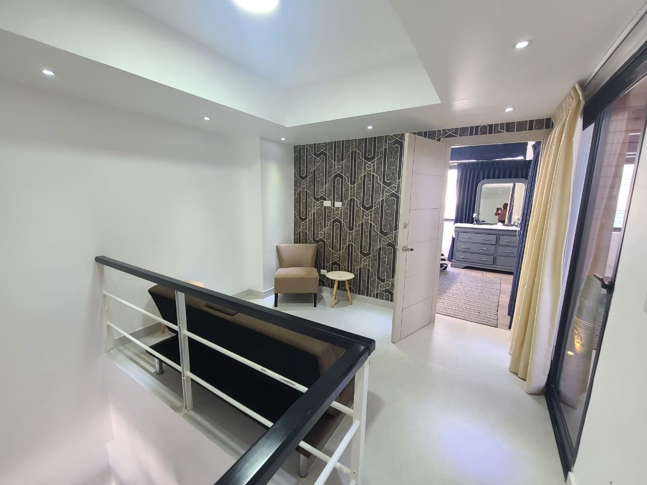 penthouses - VENDO Amplio Penthouse 7mo Piso En Bella Vista
CODIGO: PD141 1