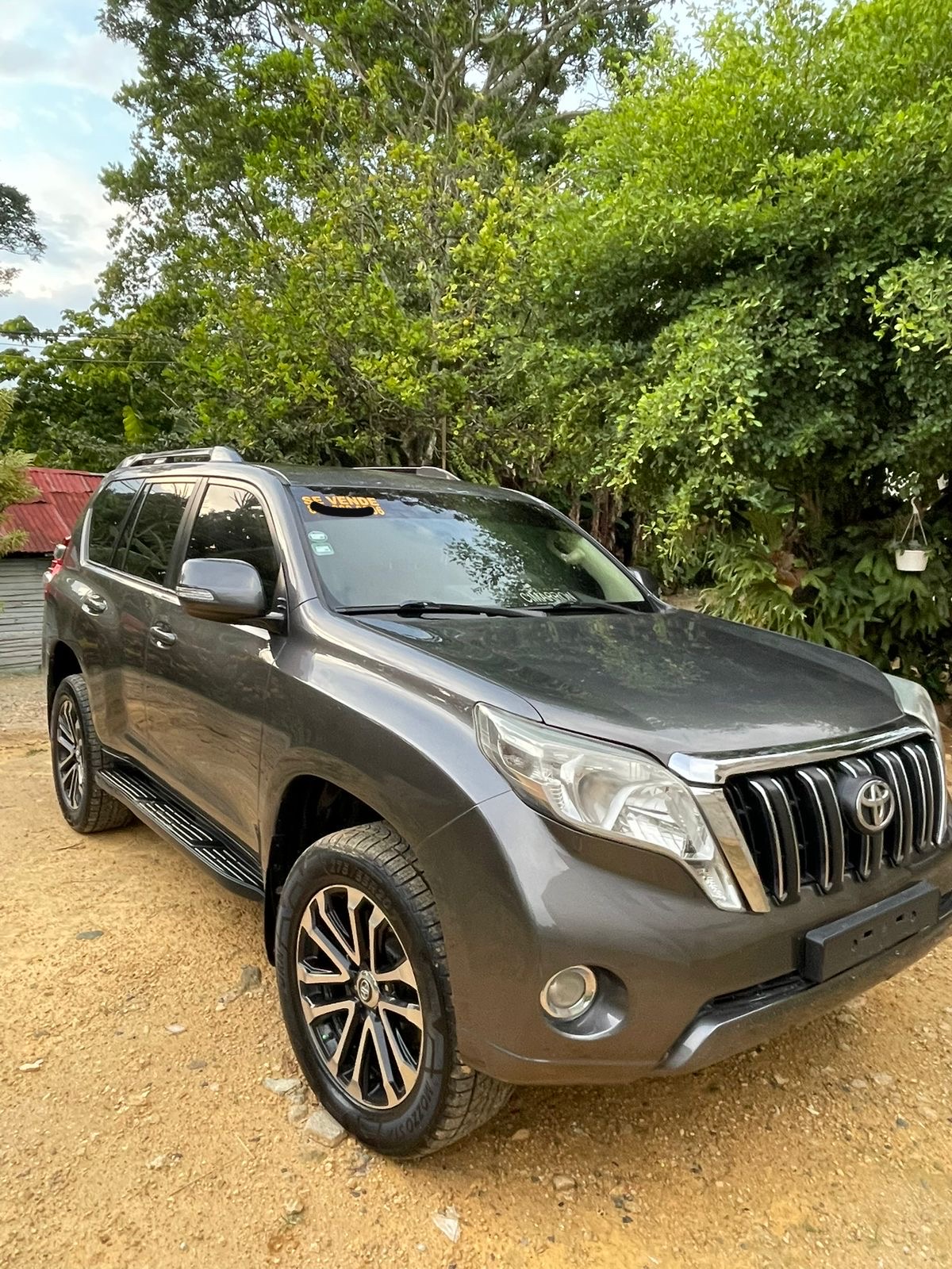 jeepetas y camionetas - Toyota Land cruiser prado 2015 TXL
 2