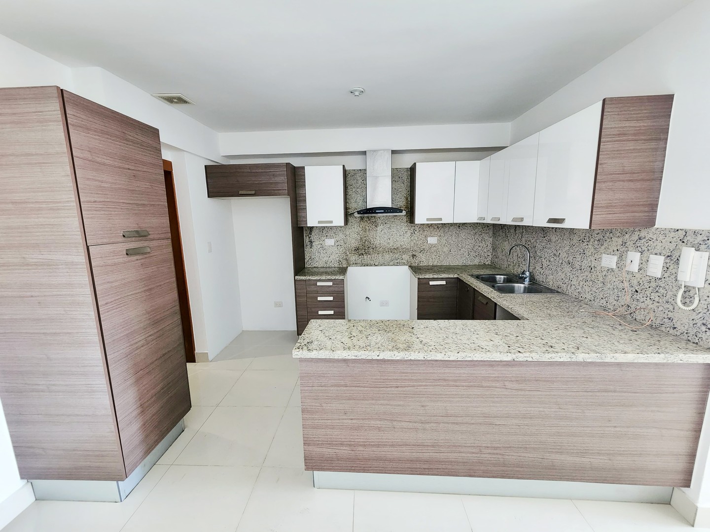 apartamentos - Apartamento en Venta La Esperilla.
Precio: USD 325,000 
144mt2.
3 Hab.
2 Parqueo 1