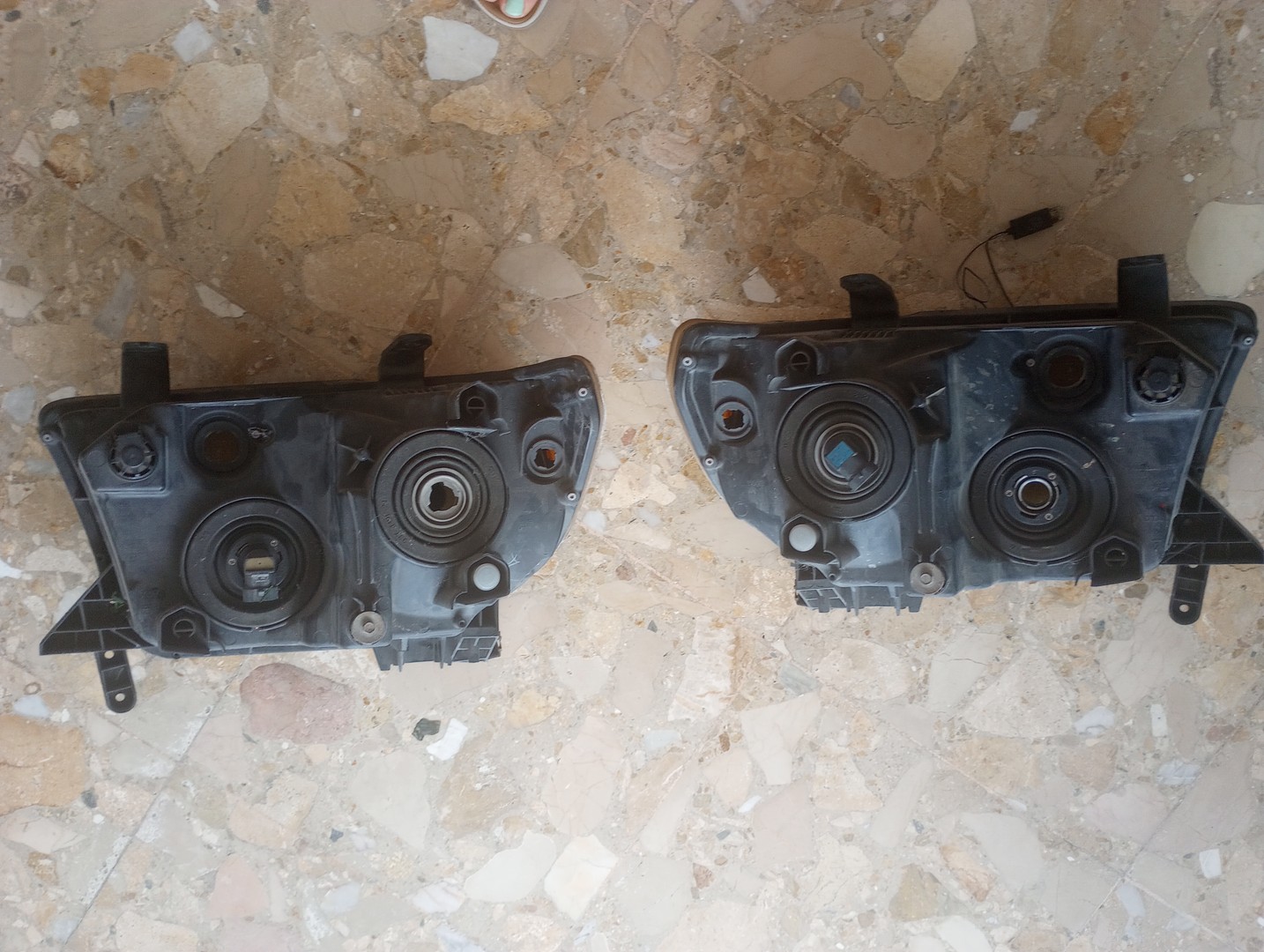 repuestos -  Faros delanteros toyota tundra 2007
Originales! 1