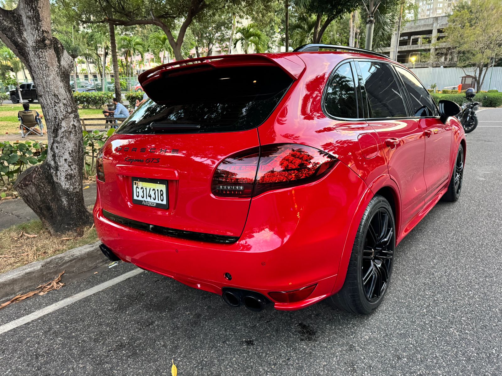 jeepetas y camionetas - Porsche cayenne GTS 2014  3