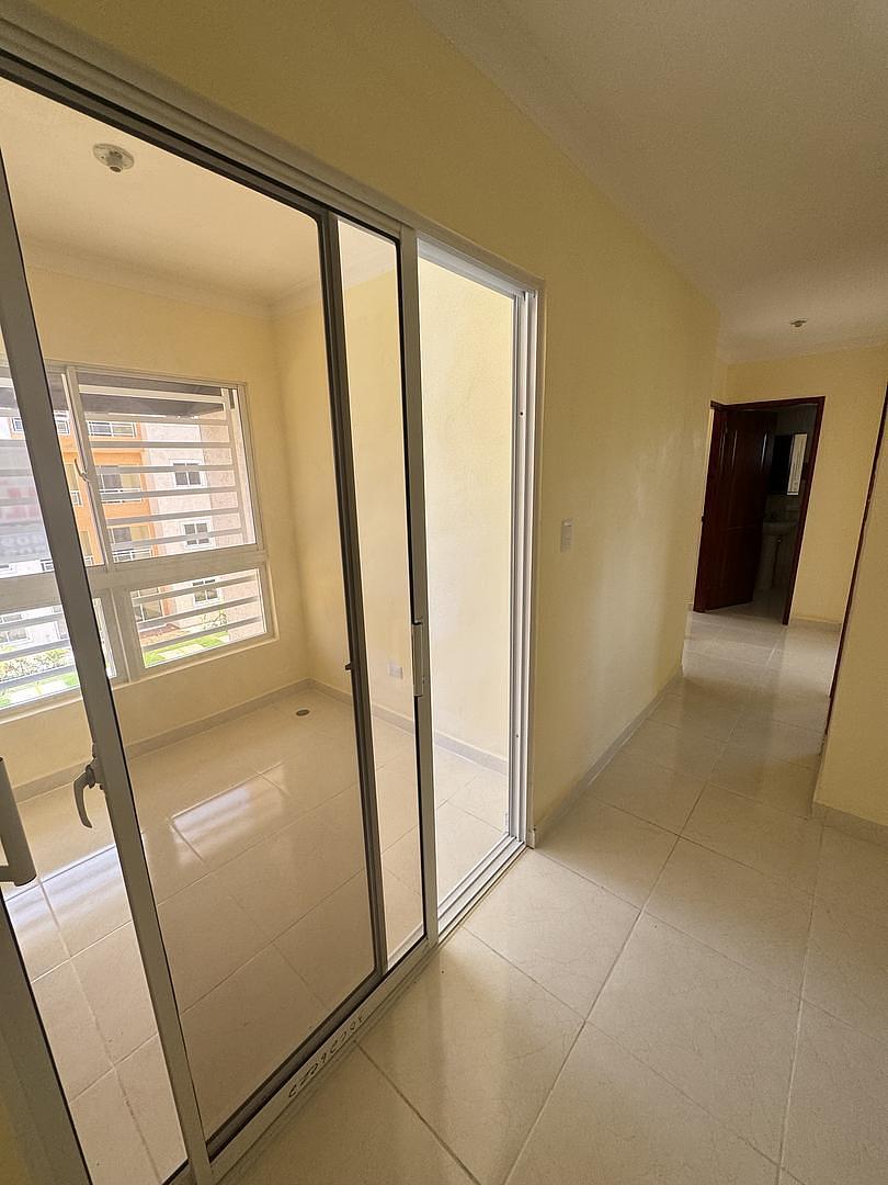 apartamentos - Apartamento en Residencial Emilia las Americas  5