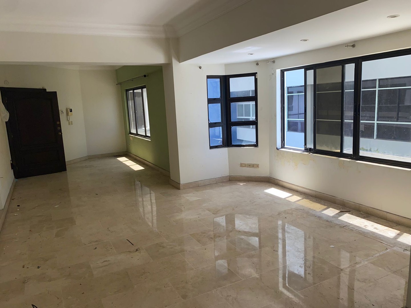 apartamentos - Apartamento en La Esperilla, de 309 metros y 4 Hab. c/baño + Serv. y 2 parqueos 8