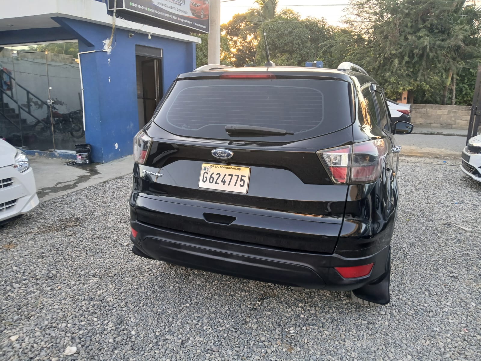 jeepetas y camionetas - VENDO FORD ESCAPE 2017 FINANCIAMIENTO DISPONIBLE  4