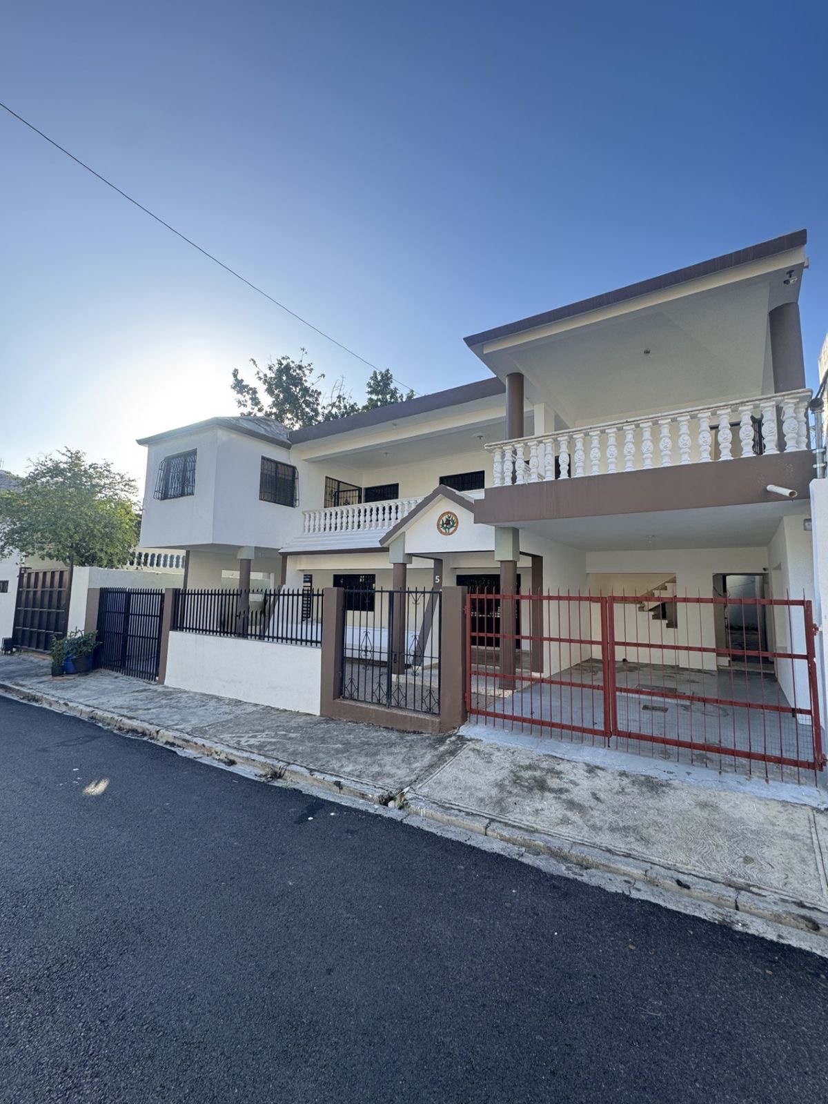 casas - venta de 2 casas en una separada en vista hermosa Santo Domingo este con 500mts 4