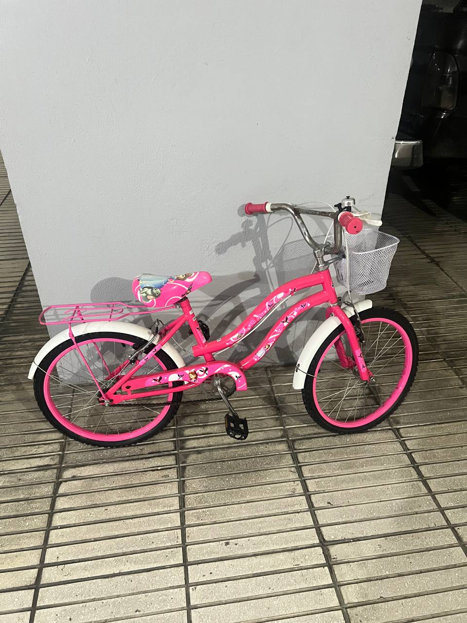 bicicletas y accesorios - Bicicleta rosa para niñas aro 20', usado