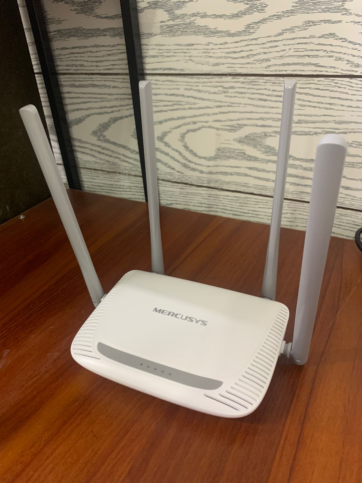 otros electronicos - Router Inalámbrico N 300Mbps Mercusys MW325R