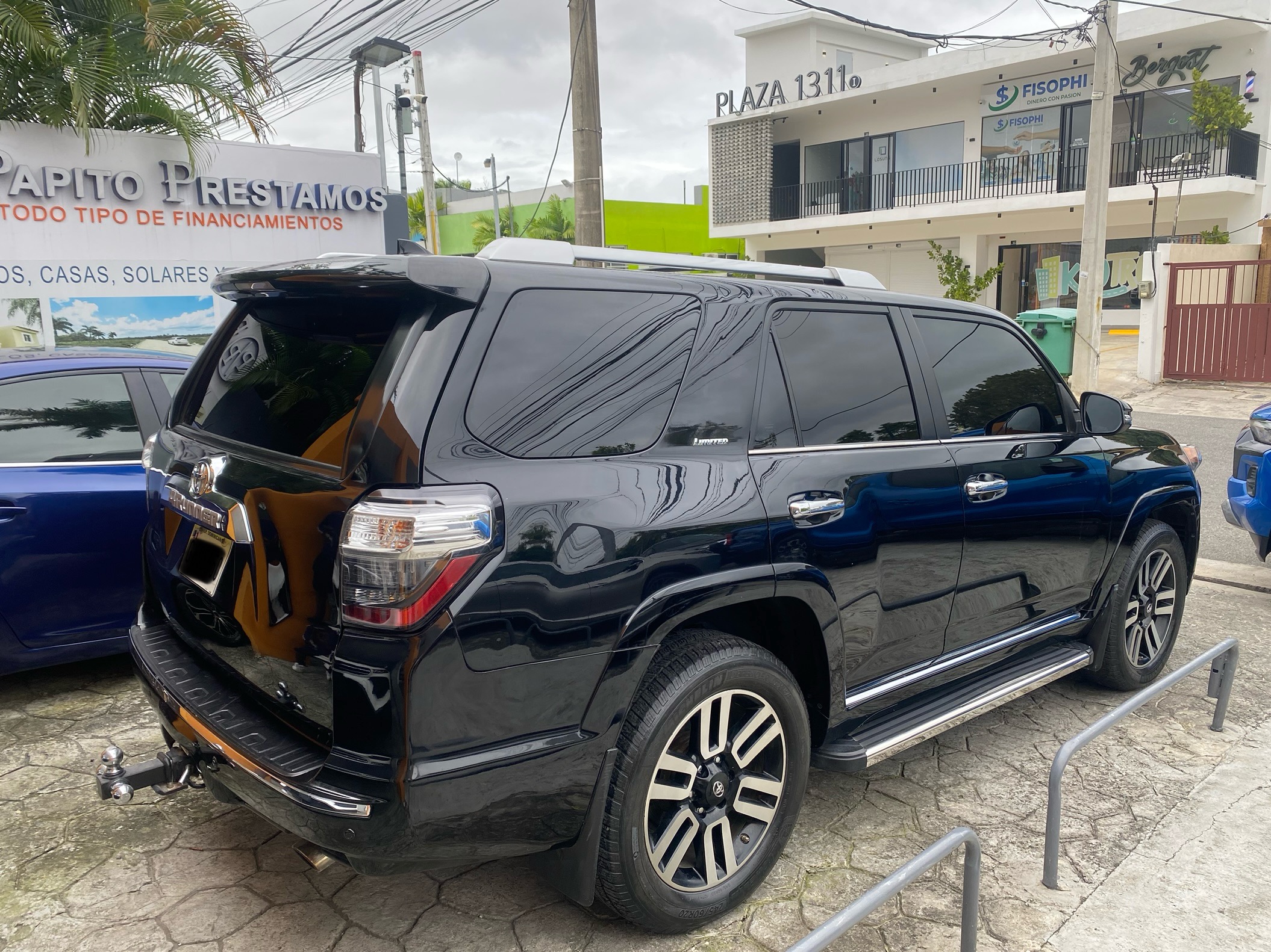 jeepetas y camionetas - Toyota 4Runner Limited 4WD 2017 3