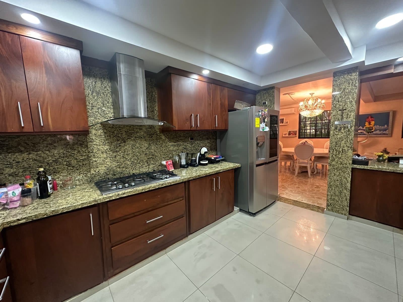 casas - venta de casa en Arroyo hondo distrito nacional santo Domingo  1