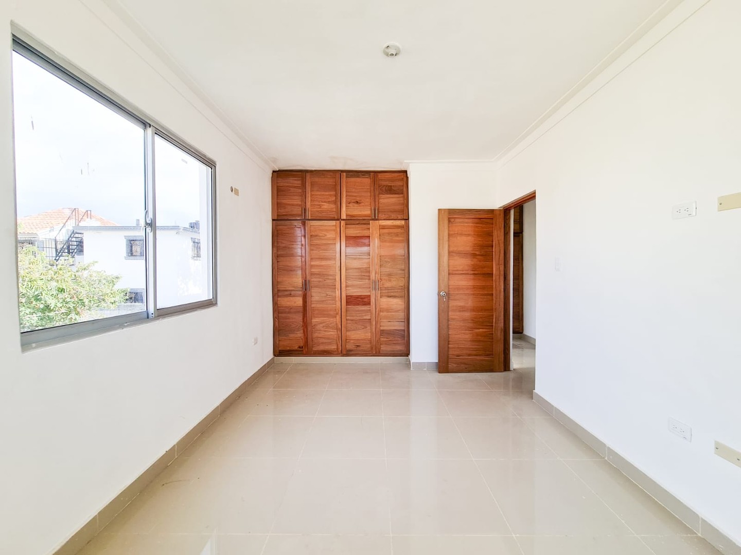 apartamentos - CASA DE VENTA BRISA ORIENTAL SAN ISIDRO, SANTO DOMINGO ESTE 4