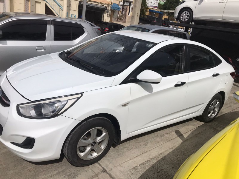 carros - Hyundai accent 2017 americano