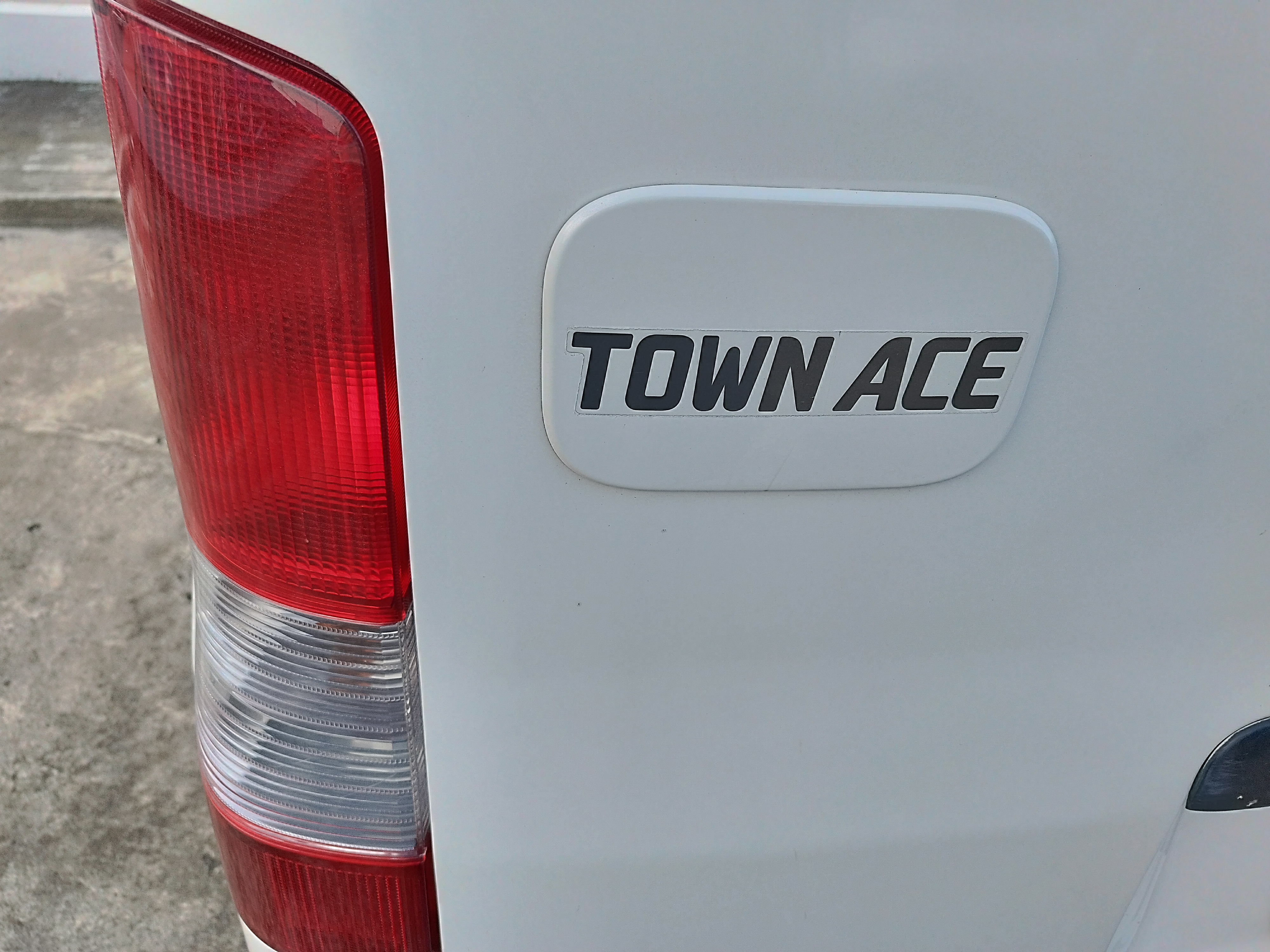 jeepetas y camionetas - 2019 Toyota Town Ace GL  6