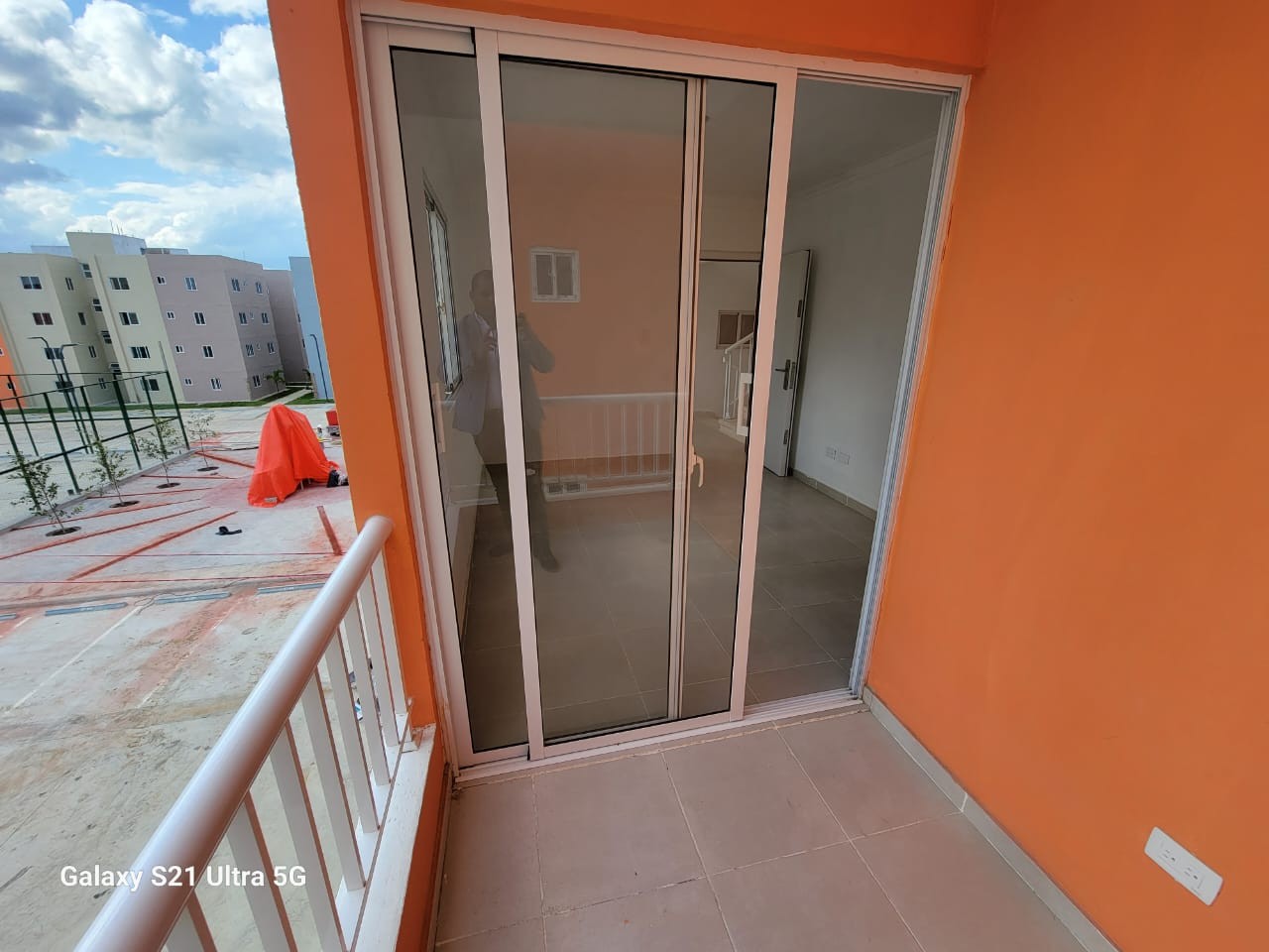 apartamentos - VENDO a Estrenar 3er Piso En Brisa Oriental Santo Domingo 
Código: PD206  2