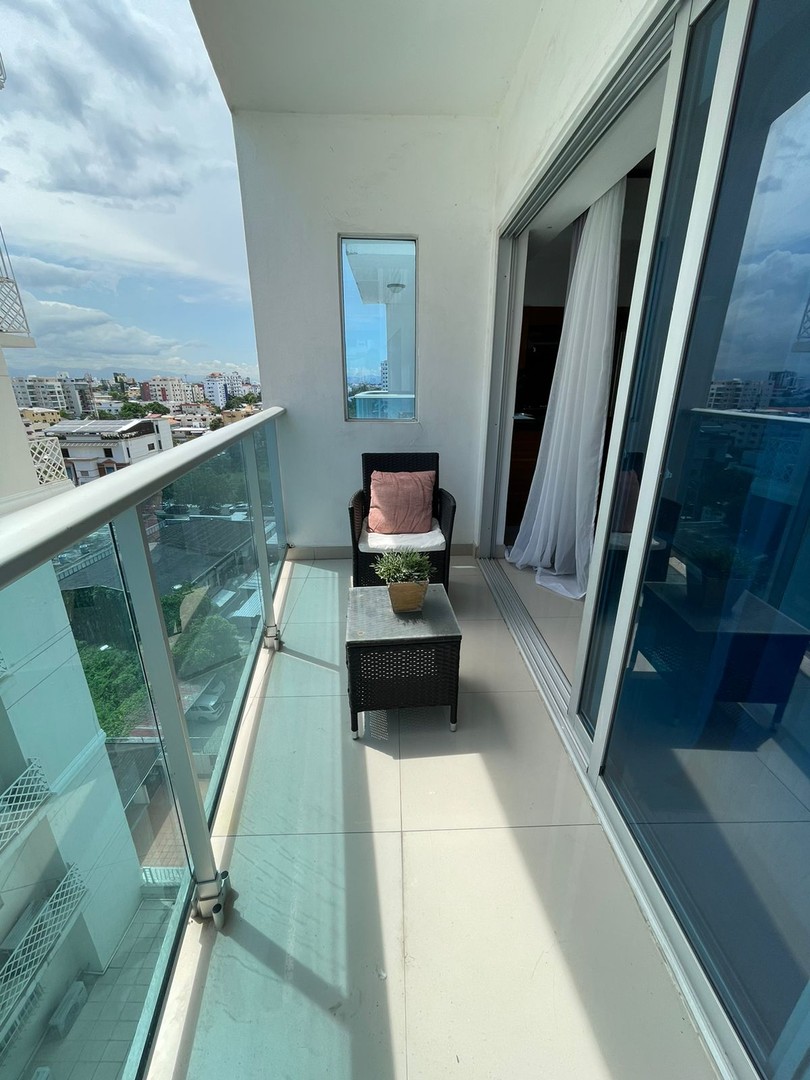 apartamentos - Apartamento en alquiler Amueblado  en Bella Vista piso alto con balcón  6