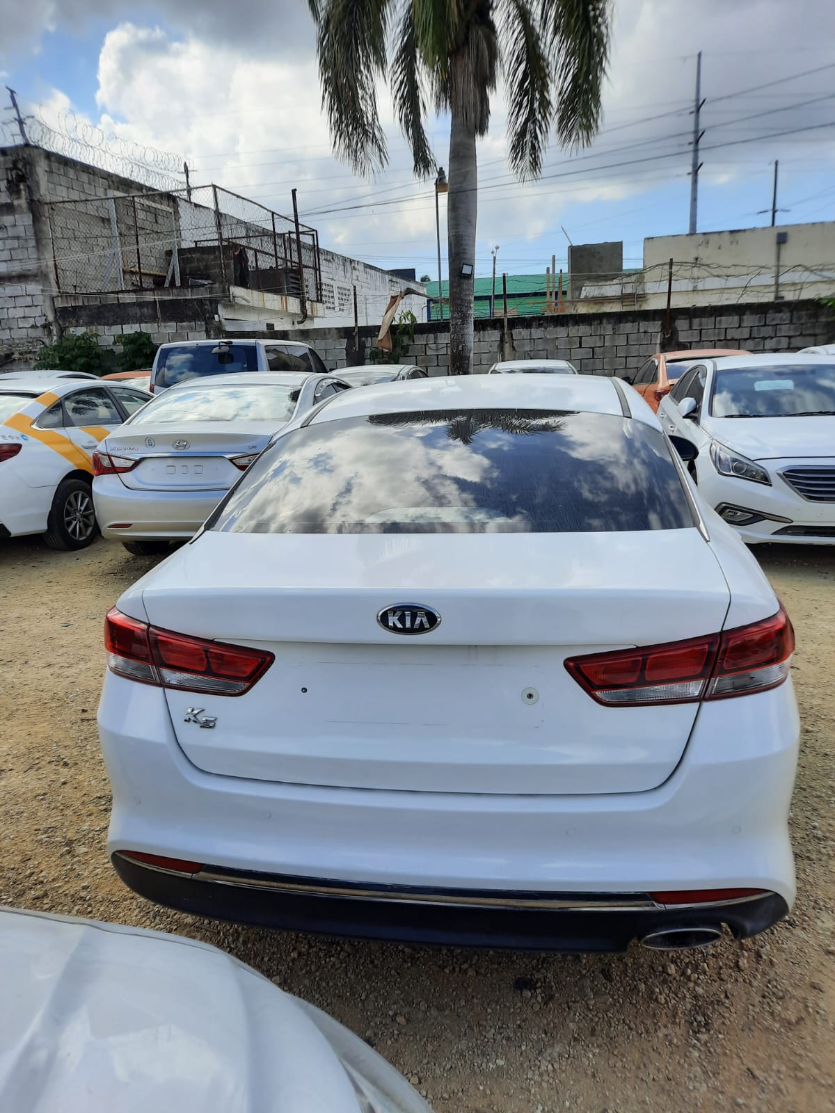 carros - KIA K5 2017 BLANCO DESDE: RD$ 720,000.00 3