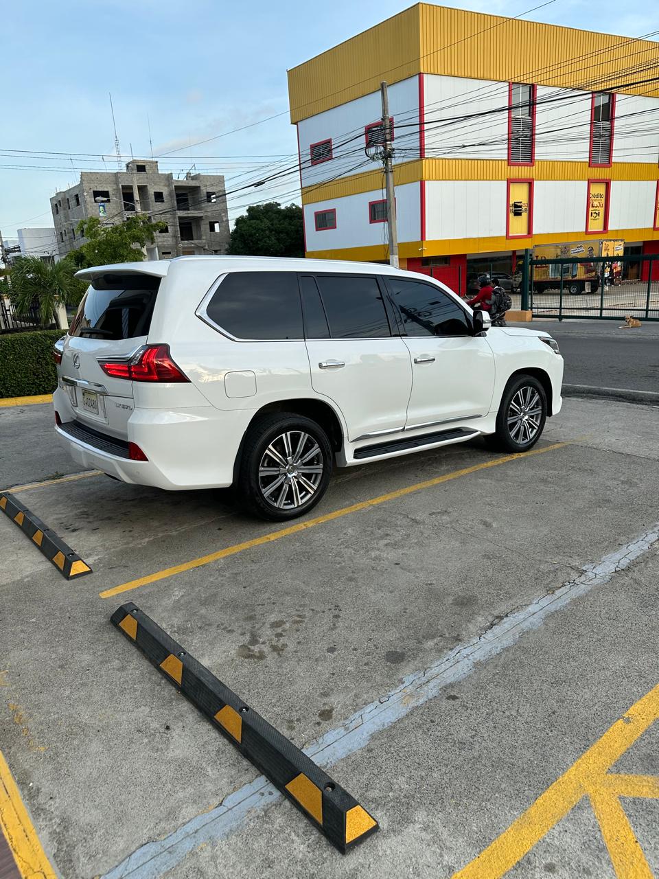 jeepetas y camionetas - lexus lx570 2018 2