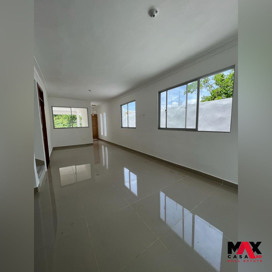 casas - DE OPORTUNIDAD CASA DE VENTA UBICADO EN BRISA ORIENTAL, SAN ISIDRO SANTO DOMINGO 3