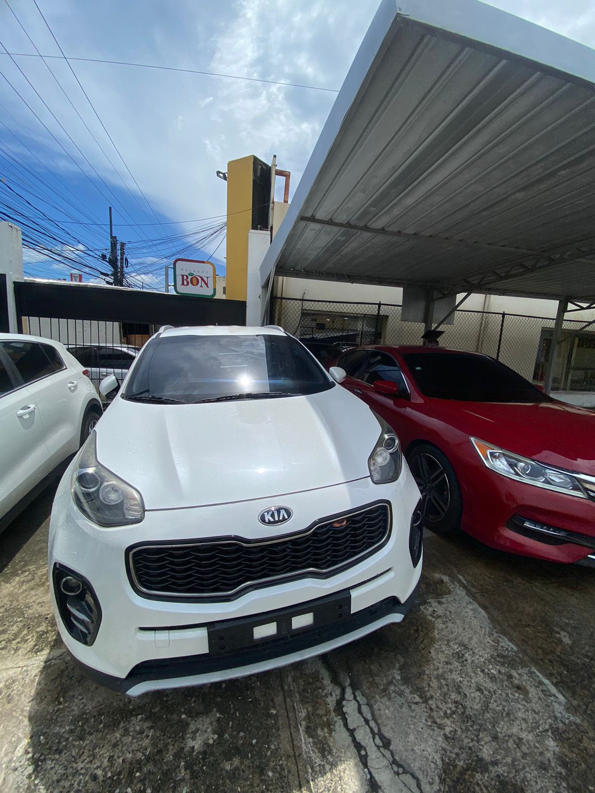 jeepetas y camionetas - Kia Sportage 2018 Blanco 4X4 Con llave inteligente