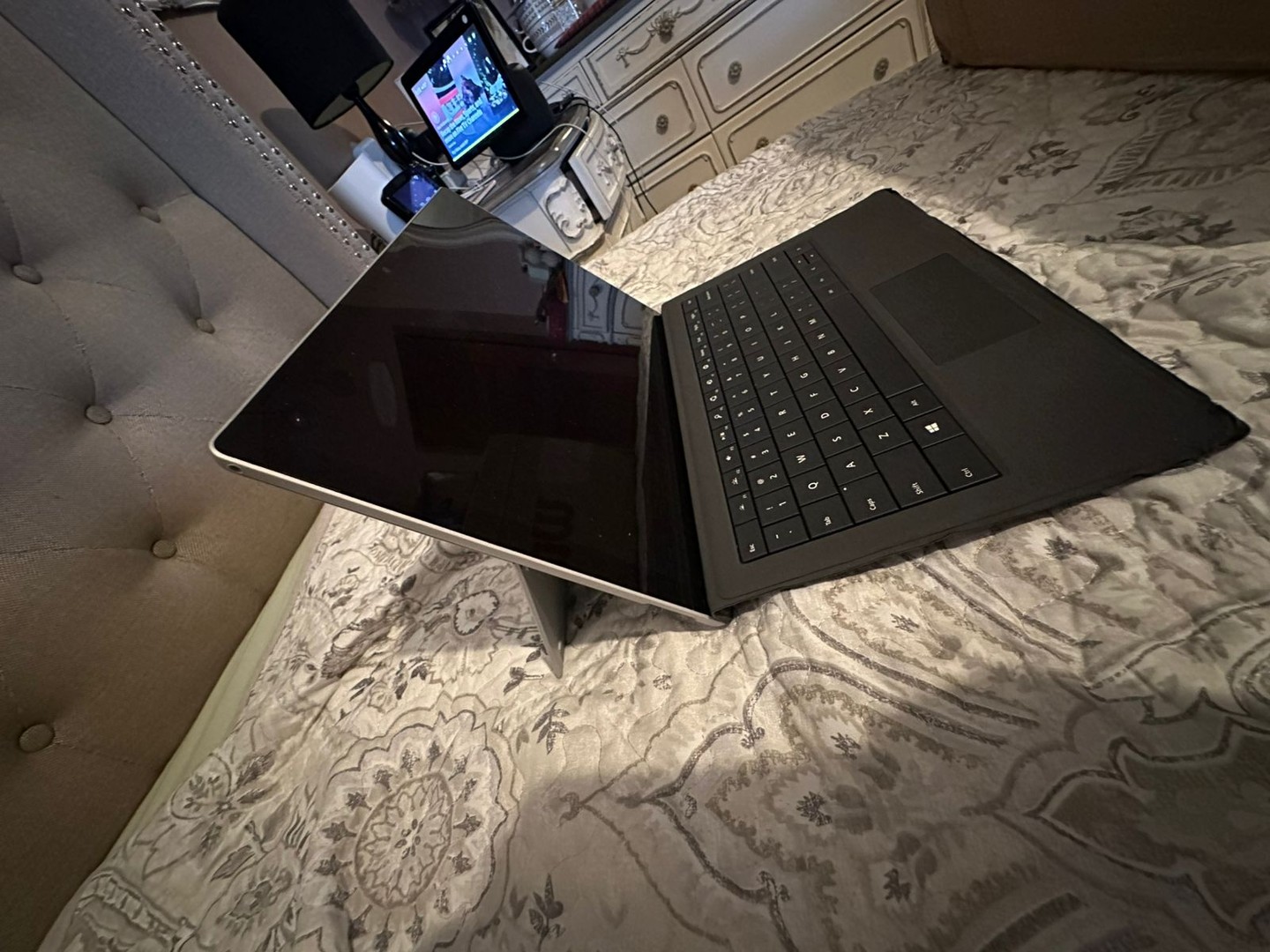 computadoras y laptops - Surface pro 7 128gb HD16 RAM Negociable