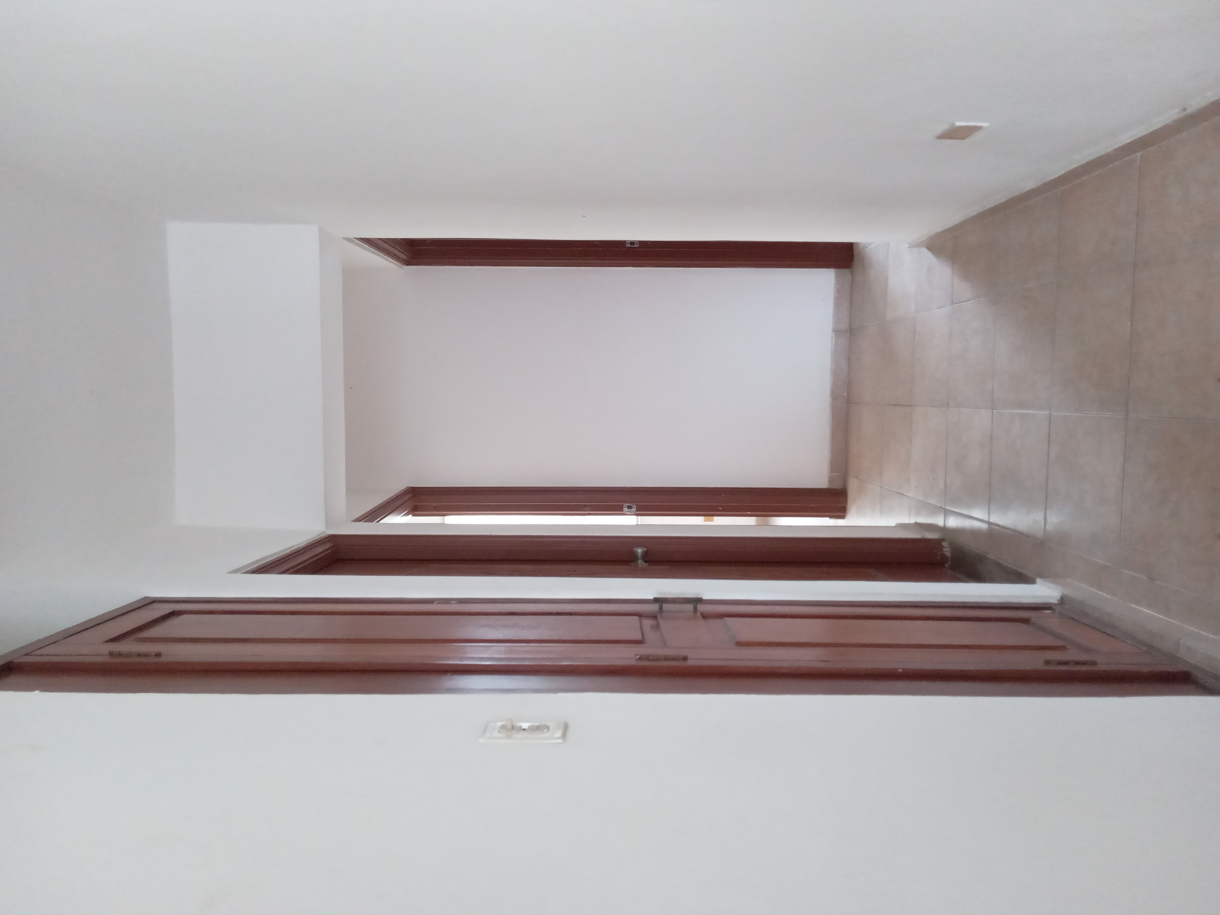 apartamentos - Av. Independencia. 2do piso, 2 habs, 1 parq 5