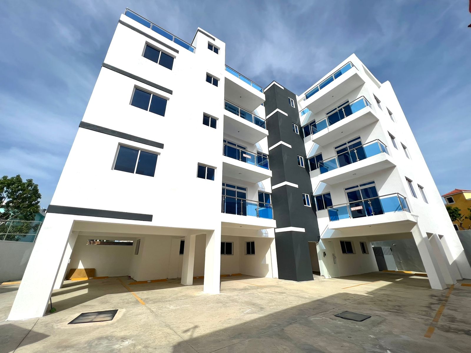 apartamentos - Apartamento en venta en la autopista de san isidro