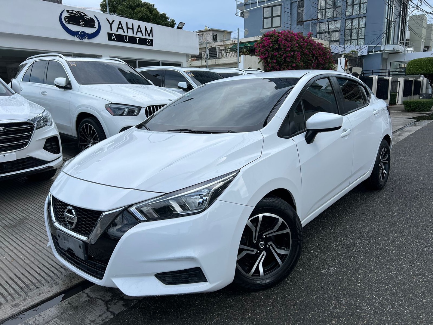 carros - NISSAN VERSA 2021 BLANCO