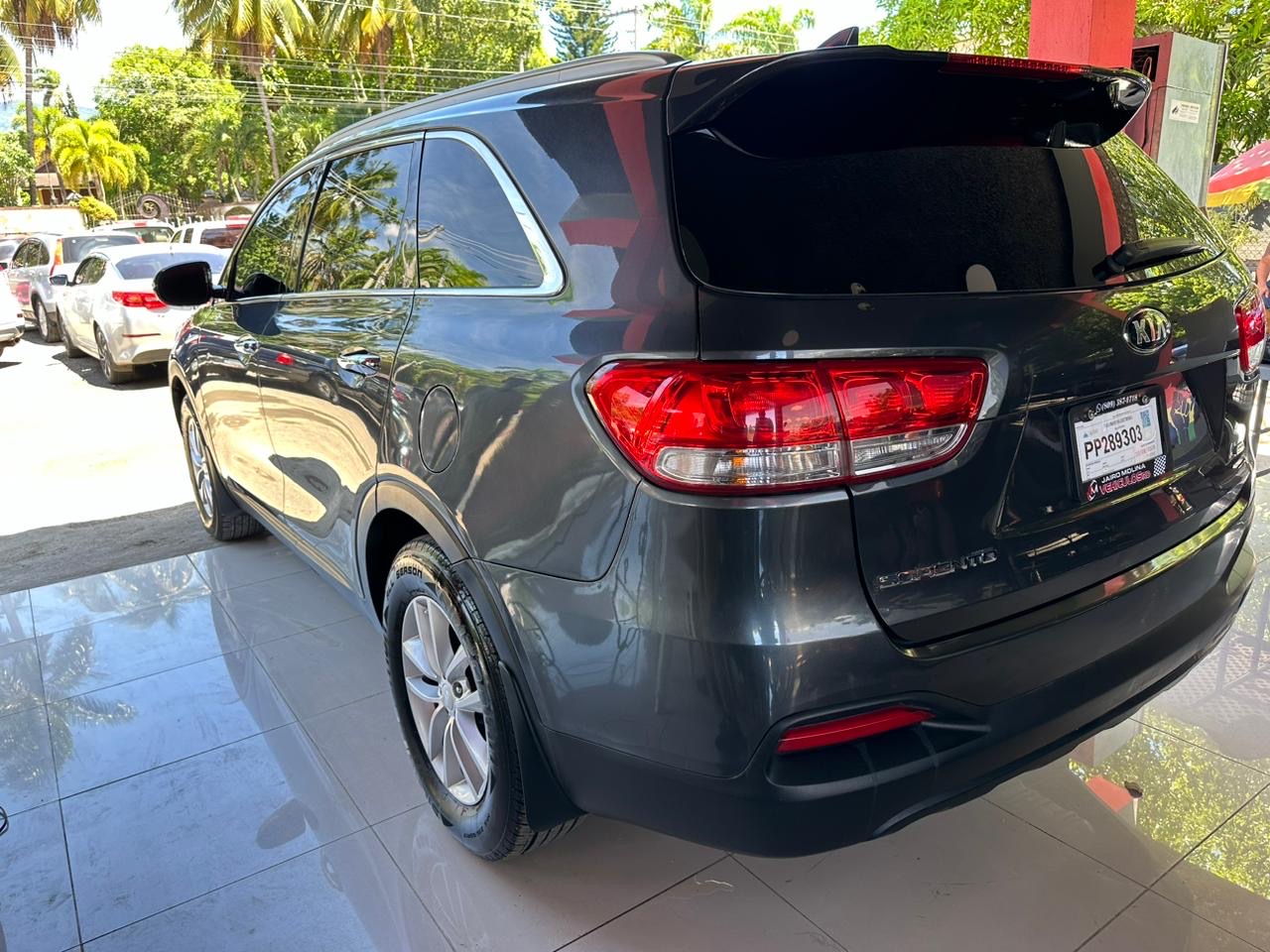 jeepetas y camionetas - KIA SORENTO 2018 4x4 3