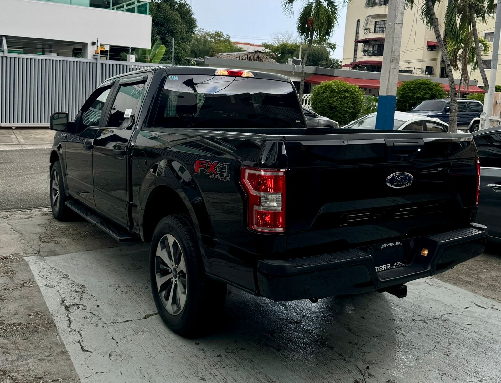 jeepetas y camionetas - Ford F-150 XLT 2019 3