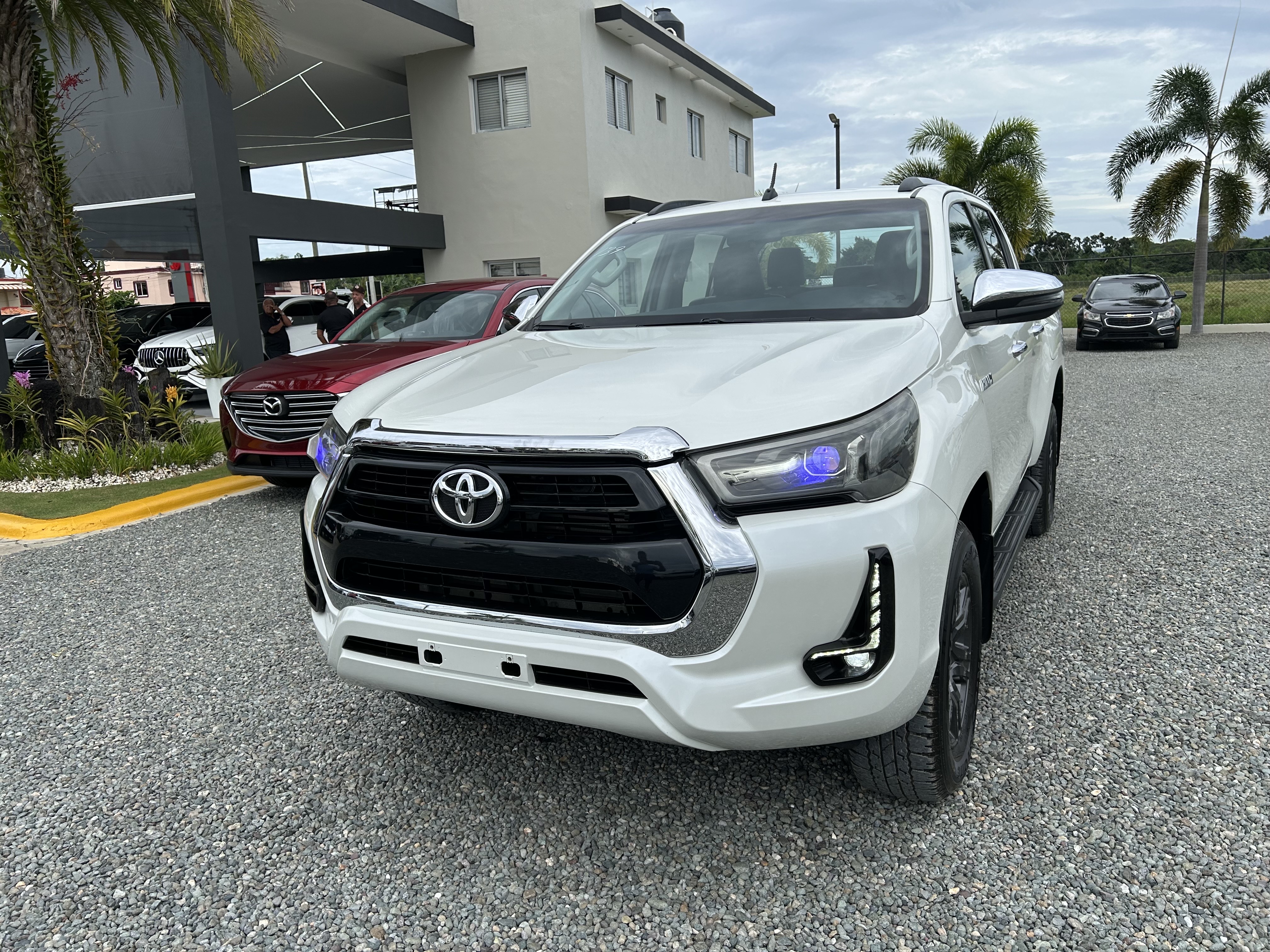 jeepetas y camionetas - Toyota Hilux 2018 SVR