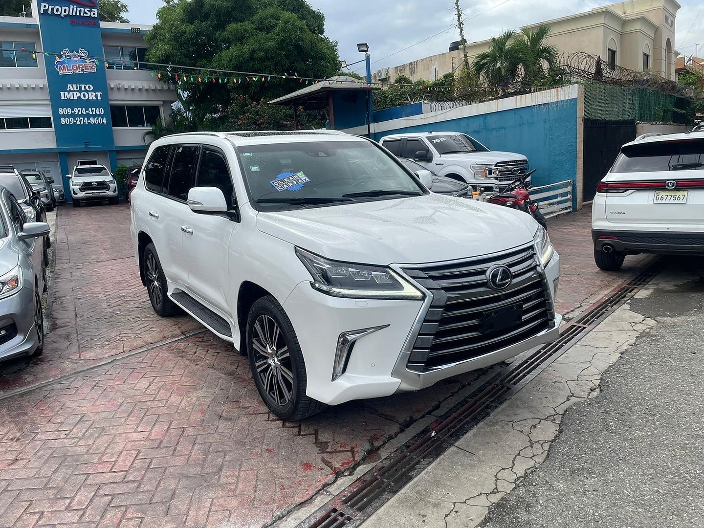 jeepetas y camionetas - Lexus LX 570 2018